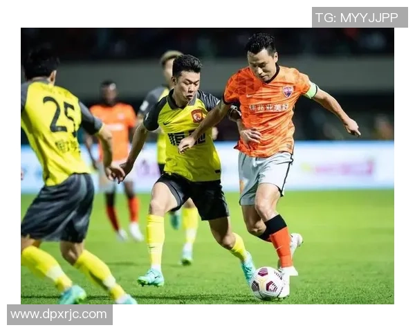 广州篮球队以75分领跑精英赛积分榜展现强大实力与竞争优势